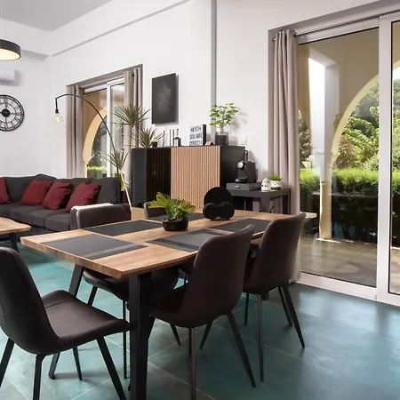 2 Bedroom With 200m To Sea - And Relax