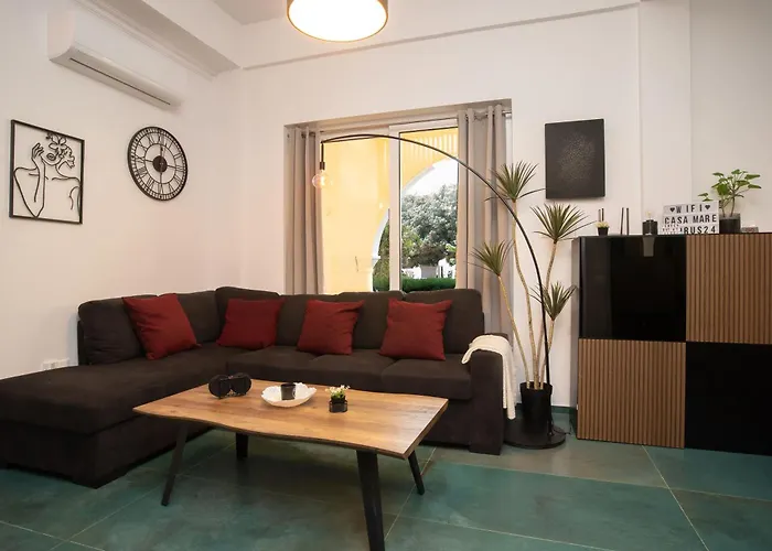 2 Bedroom With 200m To Sea - And Relax Paphos